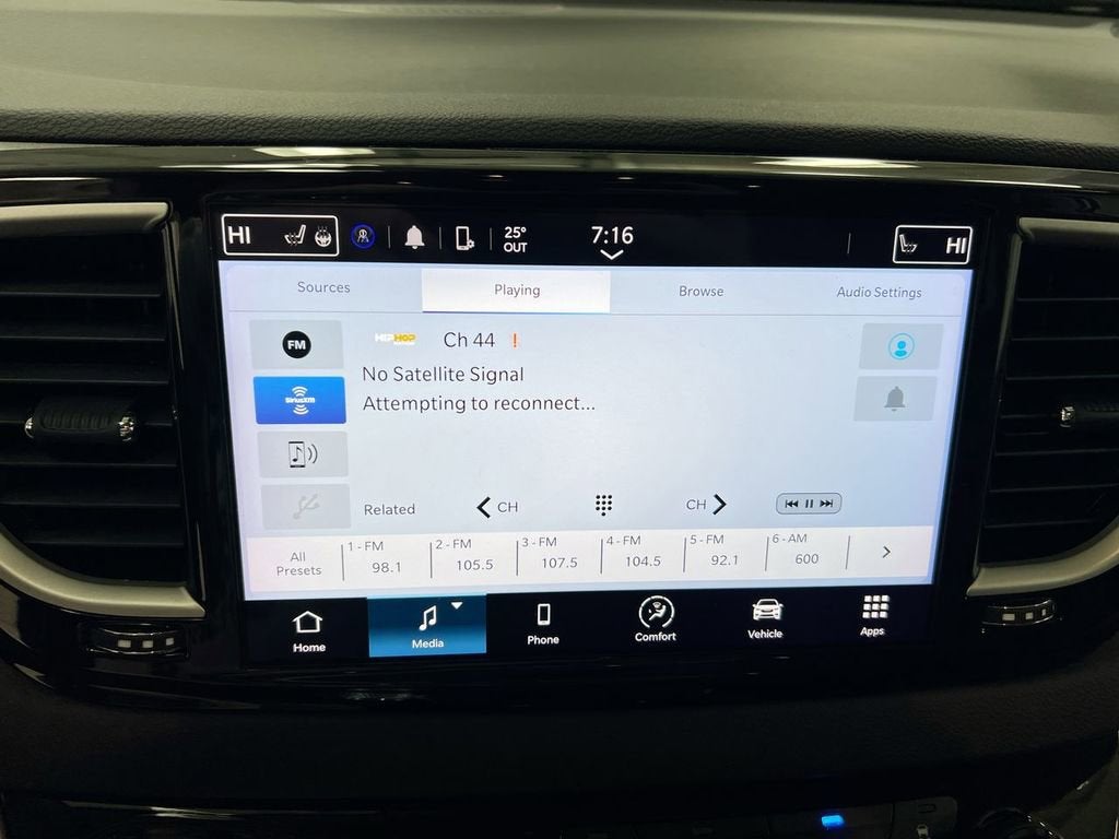 2024 Chrysler Pacifica Touring L