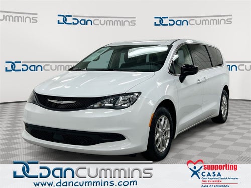 2024 Chrysler Voyager LX