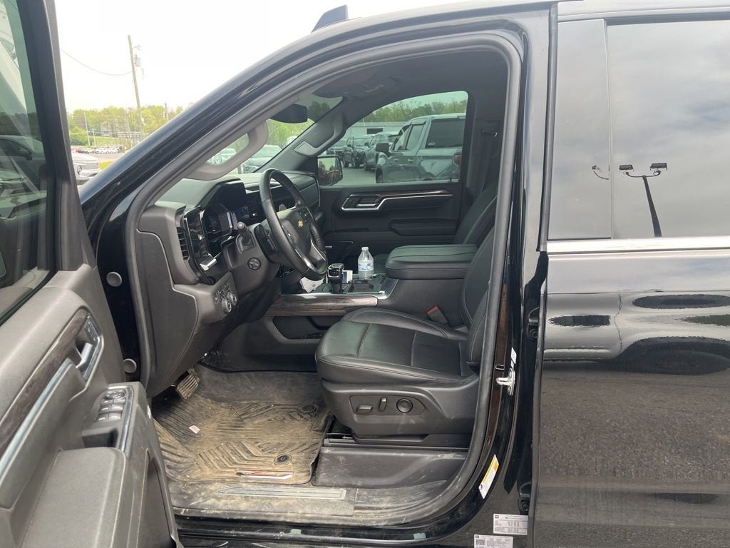 2024 Chevrolet Silverado 1500 LTZ