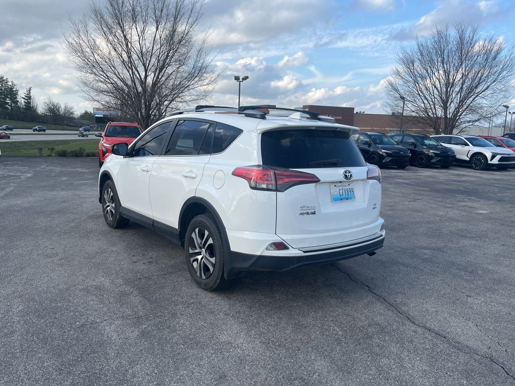 2018 Toyota RAV4 LE