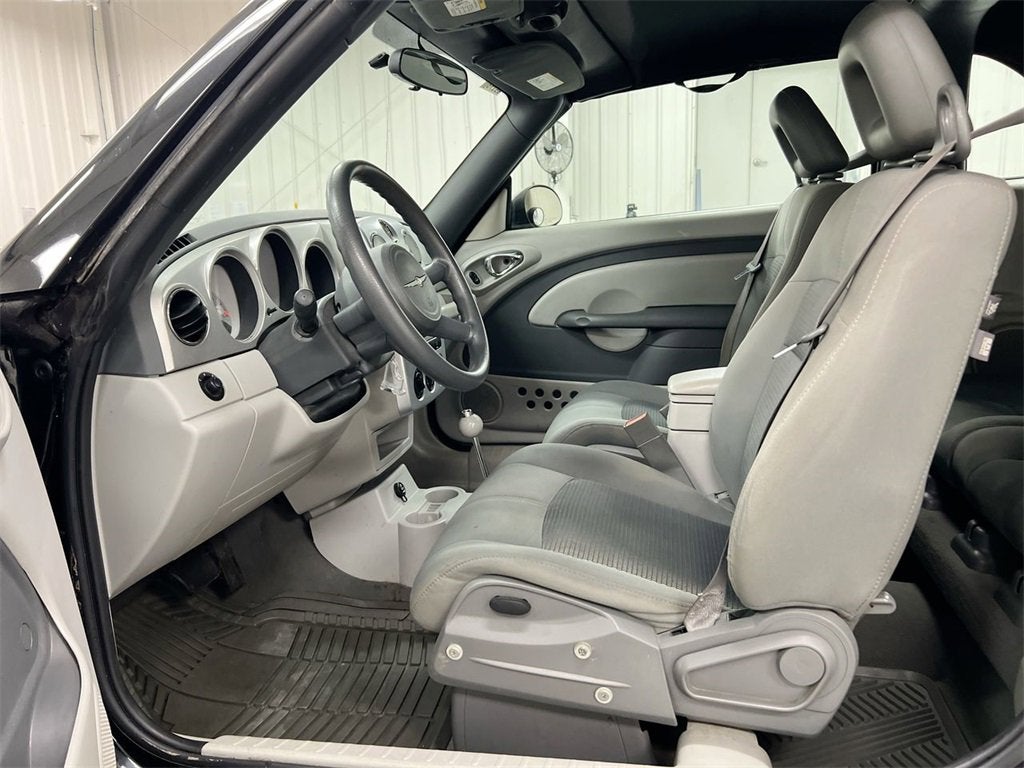 2008 Chrysler PT Cruiser Base