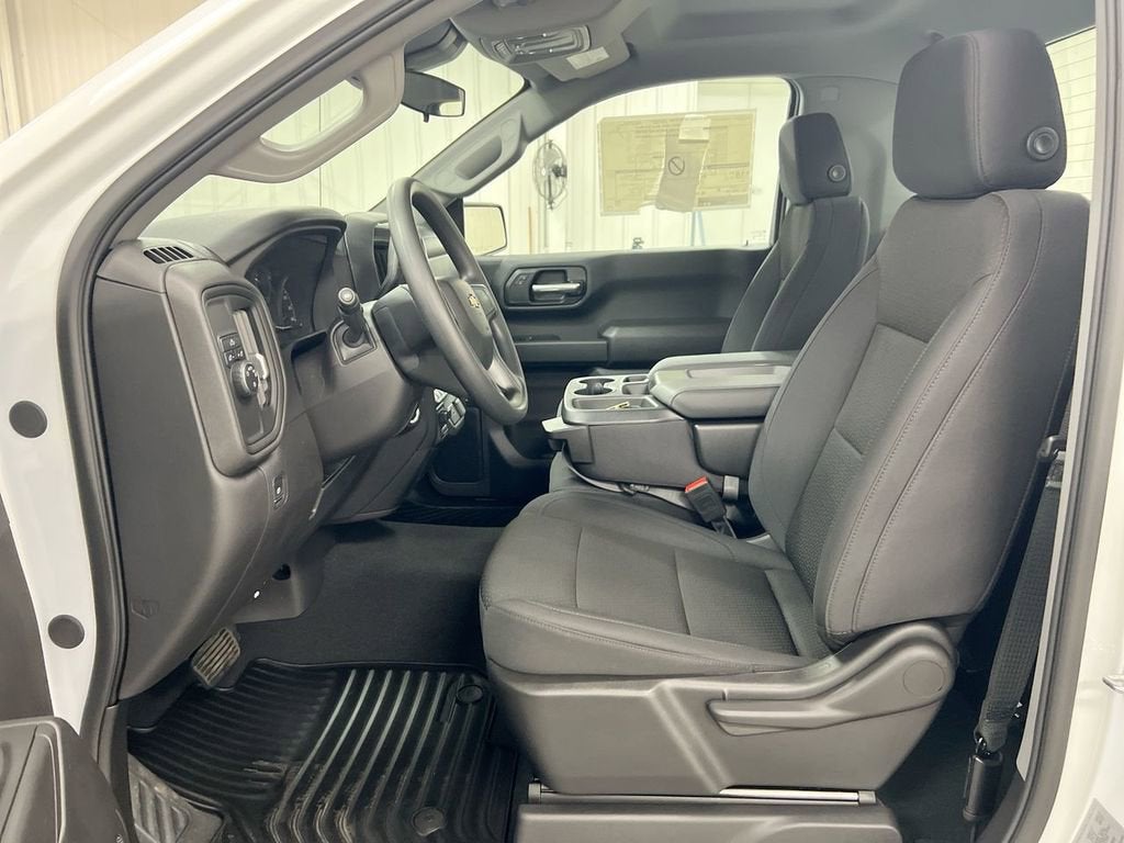 2025 Chevrolet Silverado 1500 WT