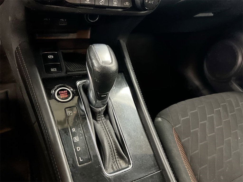 2021 Nissan Kicks SR