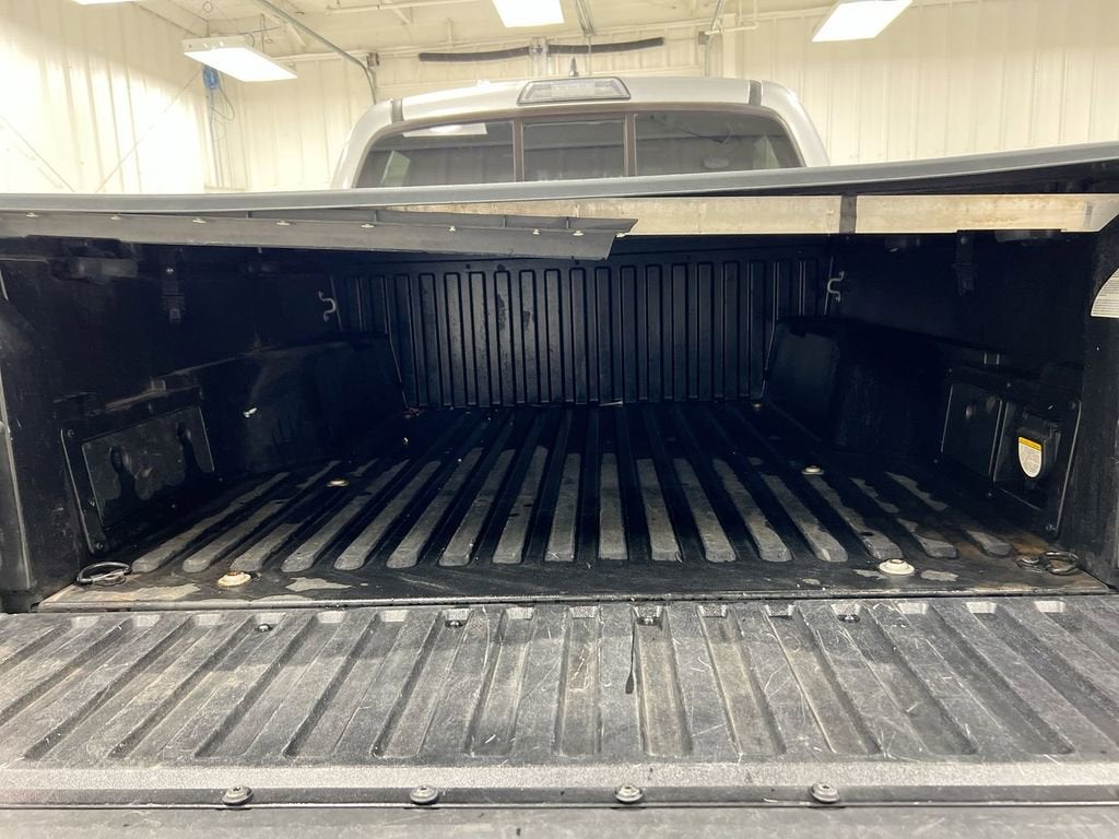 2016 Toyota Tacoma SR