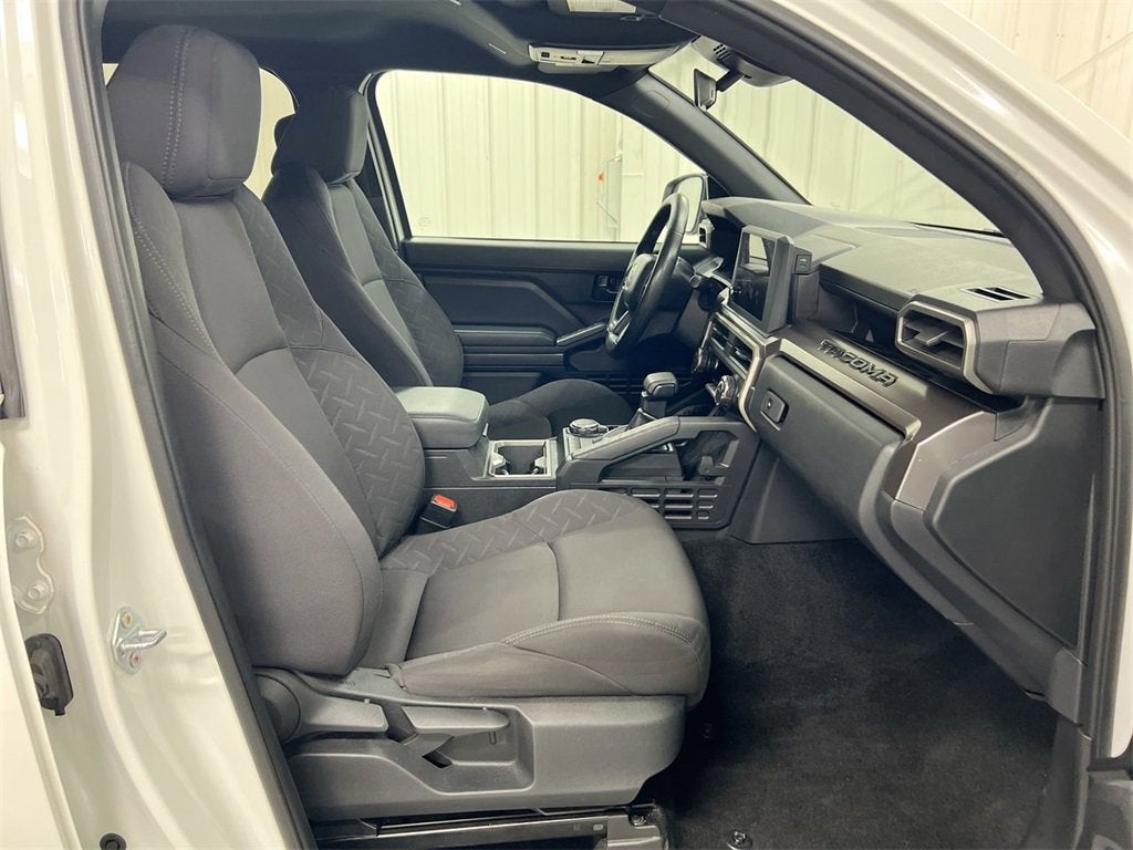 2024 Toyota Tacoma 4WD SR5