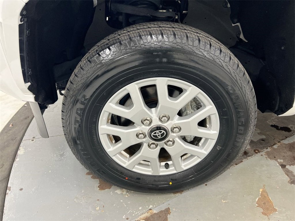 2024 Toyota Tacoma 4WD SR5