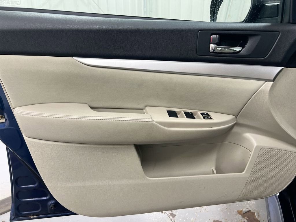 2011 Subaru Legacy 2.5i Prem AWP