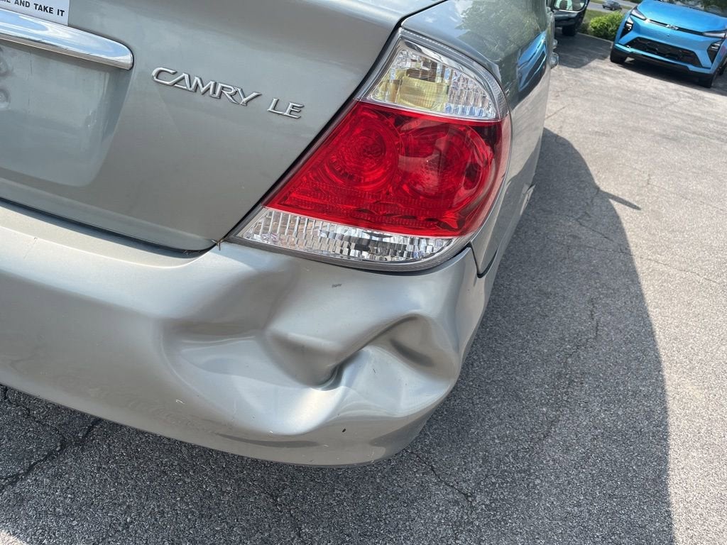 2005 Toyota Camry LE