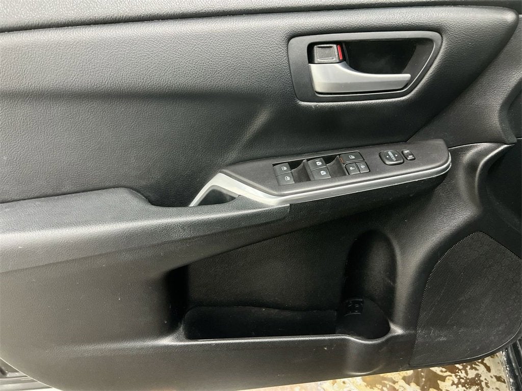 2016 Toyota Camry XLE