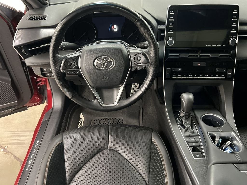 2019 Toyota Avalon XLE