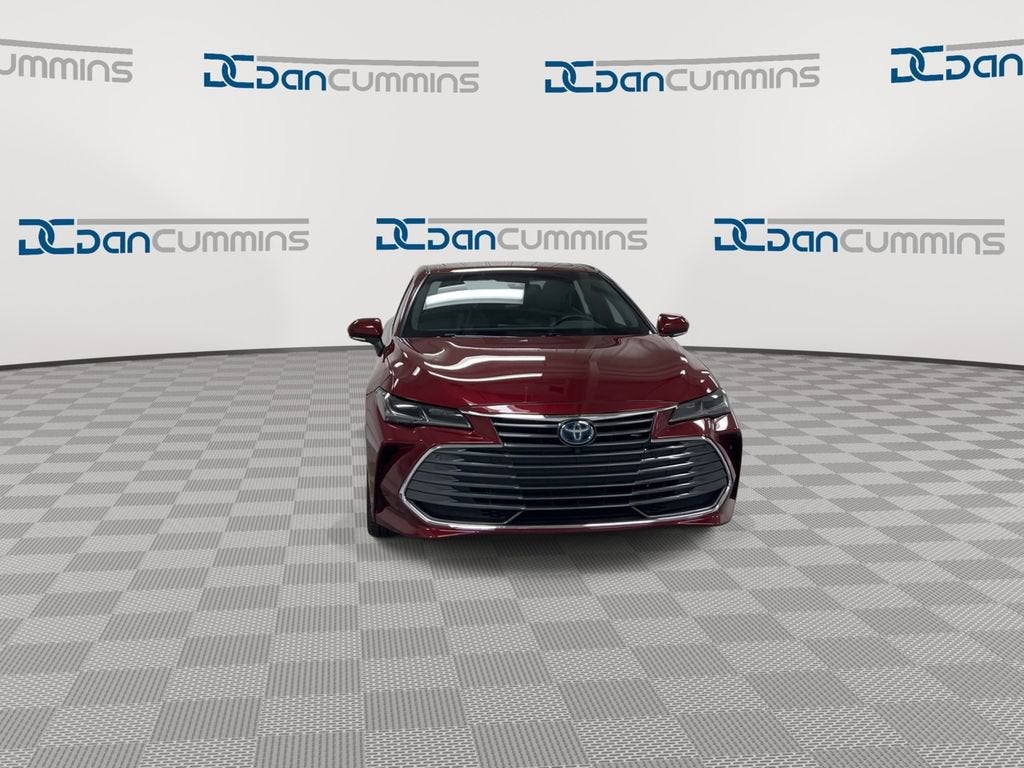 2022 Toyota Avalon Hybrid Limited