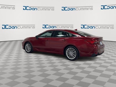 2022 Toyota Avalon Hybrid Limited
