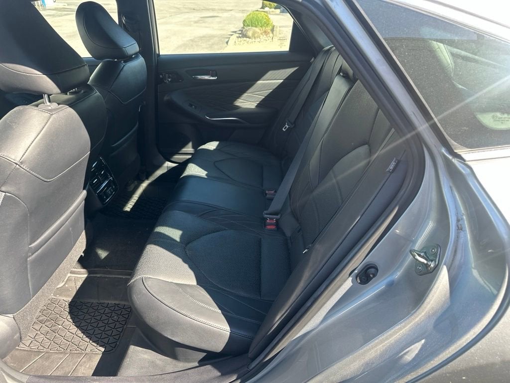 2021 Toyota Avalon Hybrid Limited