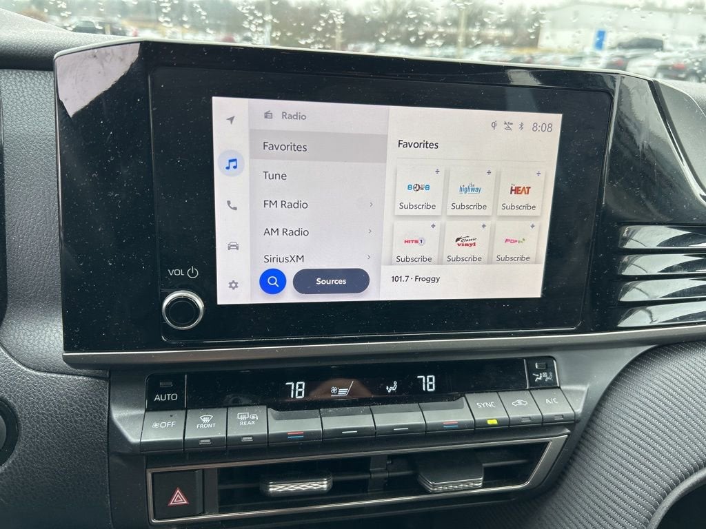 2025 Toyota Camry LE