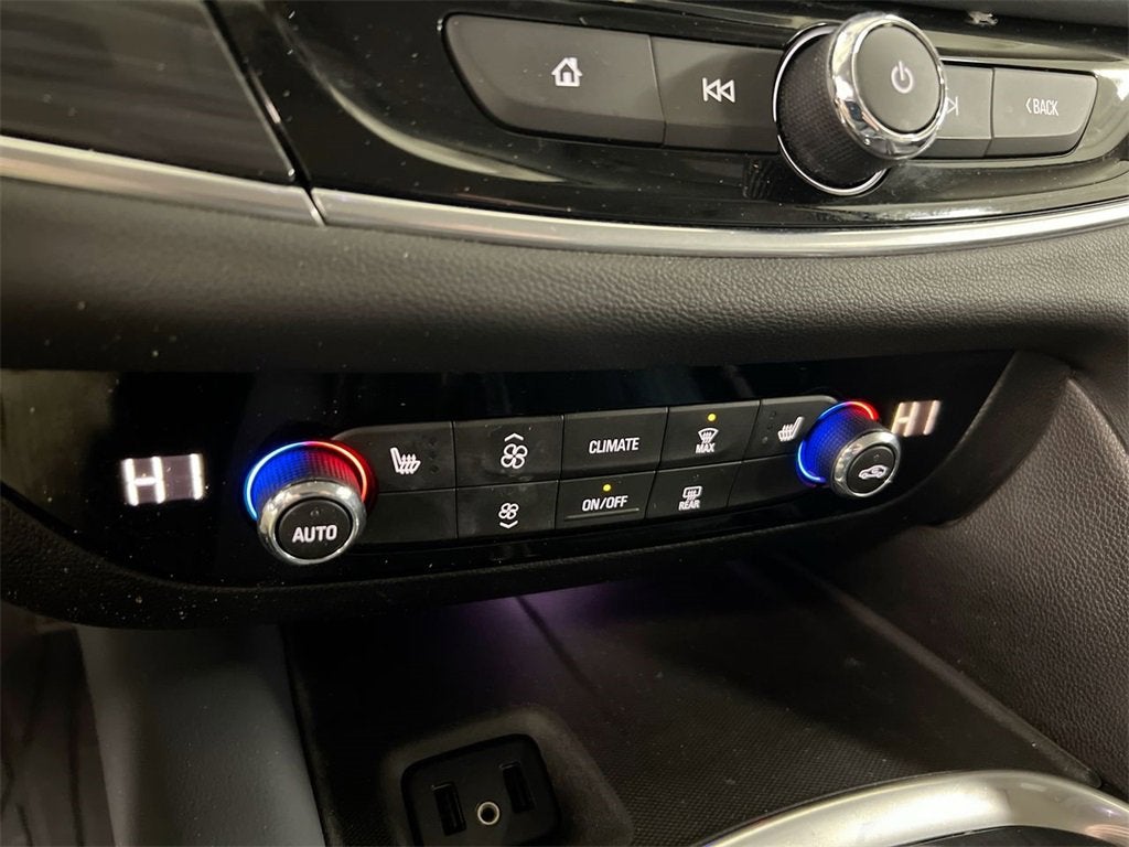 2018 Buick Enclave Essence