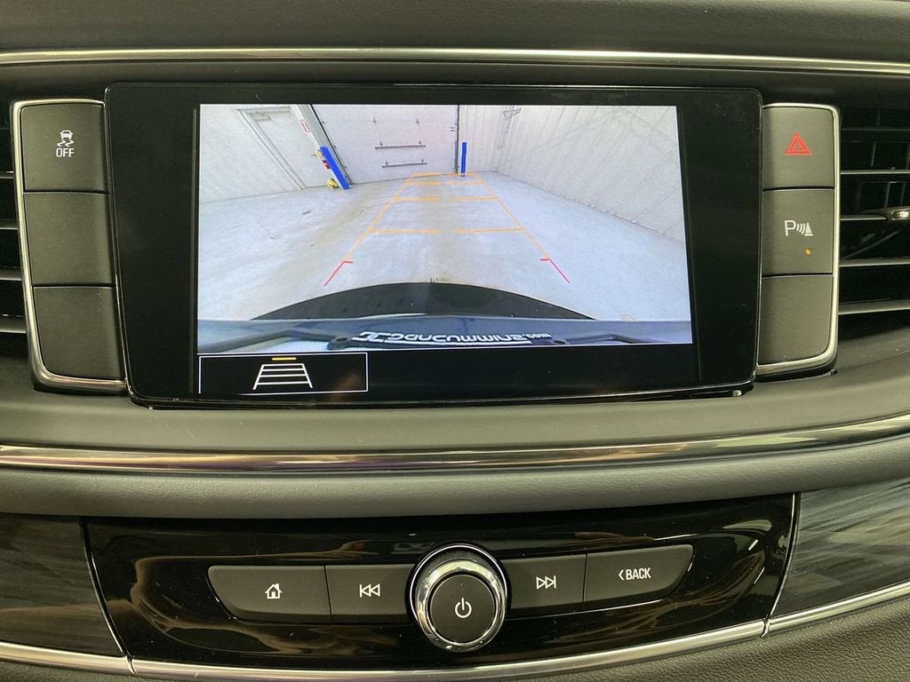2021 Buick Enclave Essence