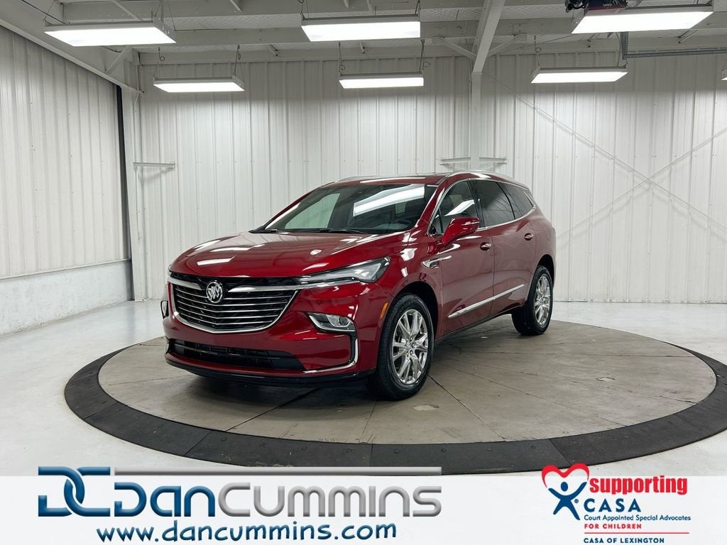 2023 Buick Enclave Essence