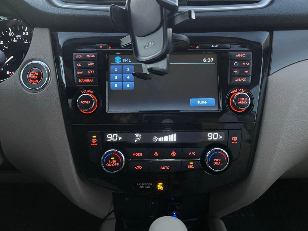 2015 Nissan Rogue SV