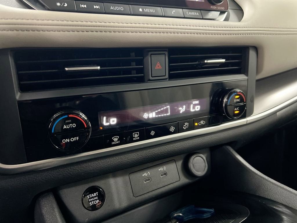 2025 Nissan Rogue SV