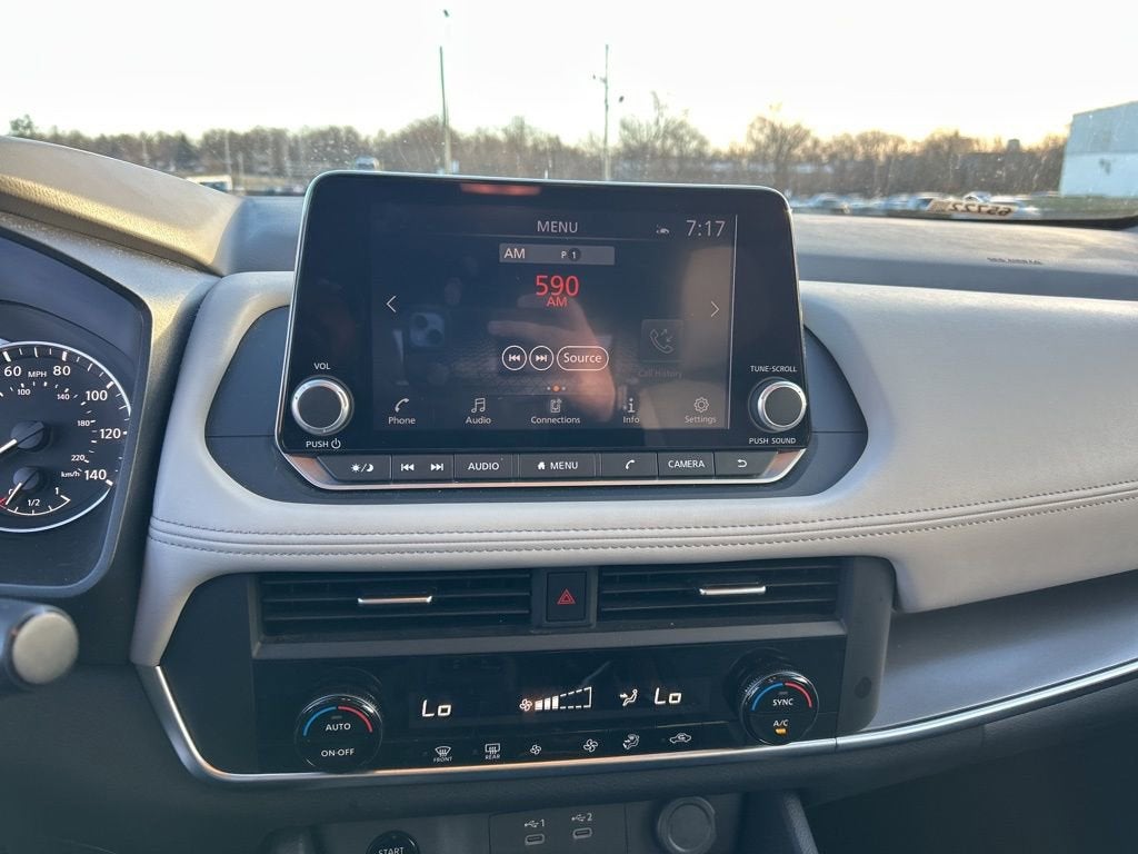 2025 Nissan Rogue SV