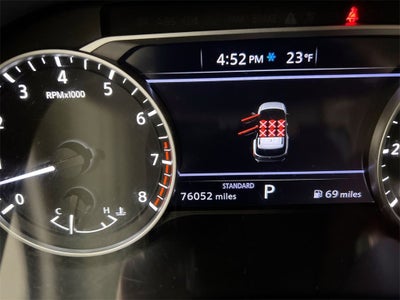 2022 Nissan Pathfinder SV