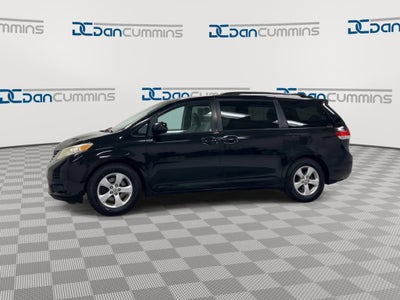 2011 Toyota Sienna LE AAS