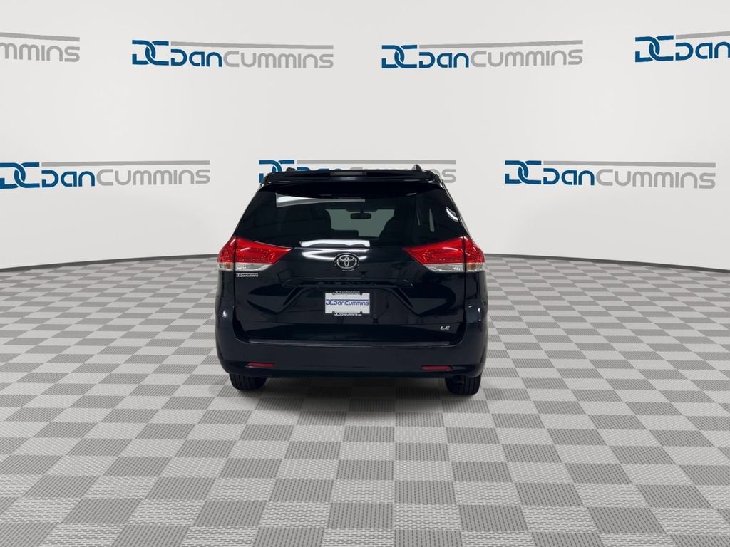 2011 Toyota Sienna LE AAS