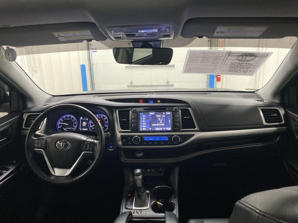 2019 Toyota Highlander SE