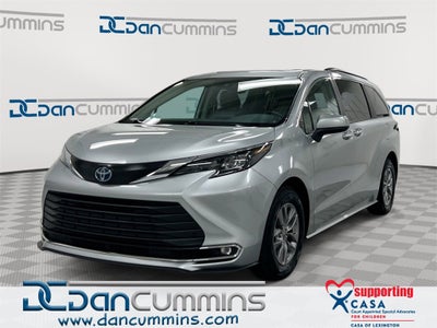 2024 Toyota Sienna XLE