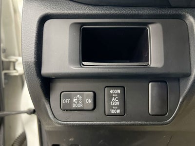 2016 Toyota Tacoma SR