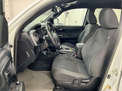 2016 Toyota Tacoma SR
