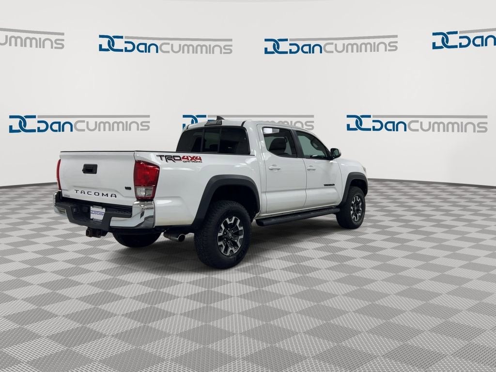 2016 Toyota Tacoma SR