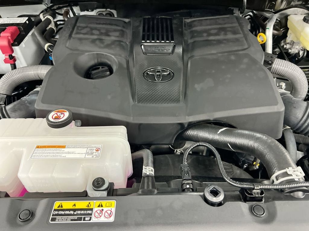 2025 Toyota Tundra 4WD SR