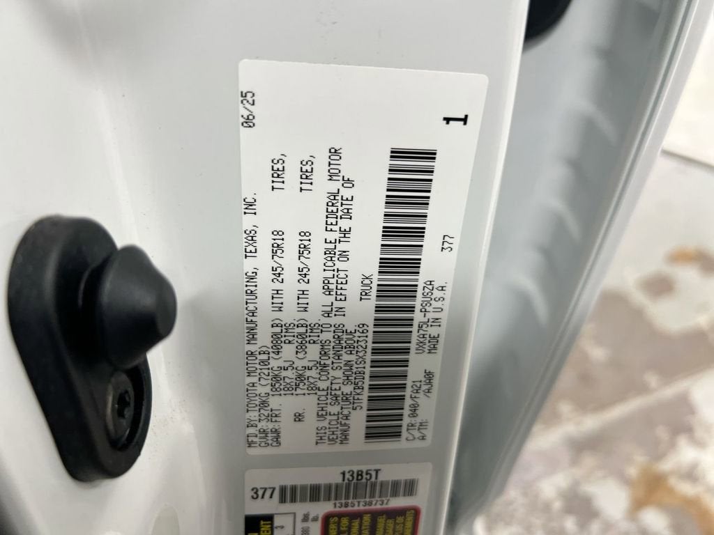 2025 Toyota Tundra 4WD SR