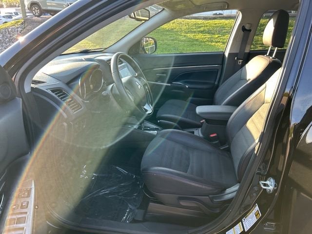 2025 Mitsubishi Outlander Sport S