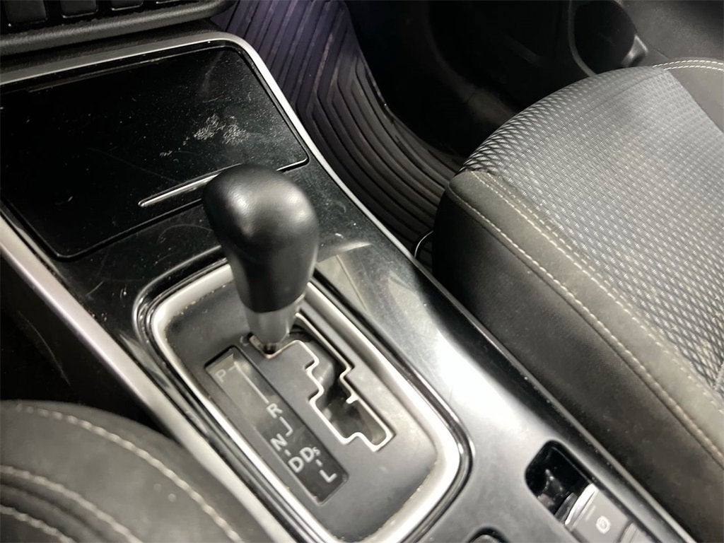 2019 Mitsubishi Outlander ES