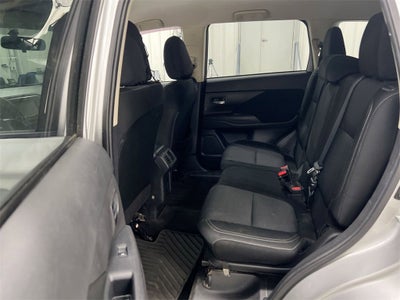 2019 Mitsubishi Outlander ES