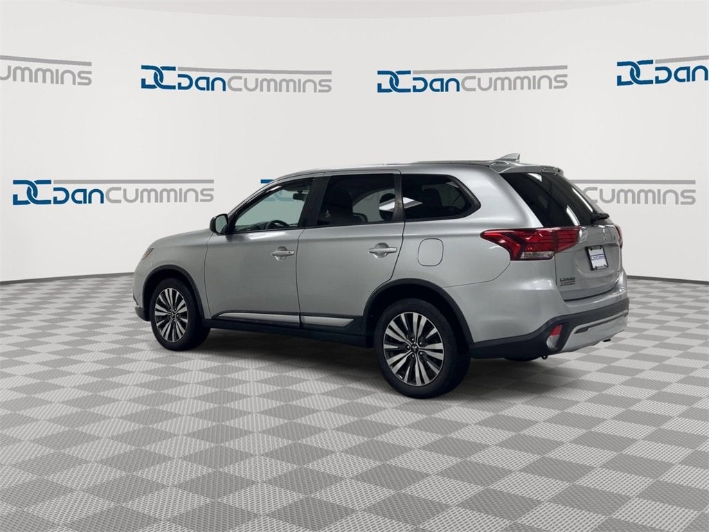 2019 Mitsubishi Outlander ES