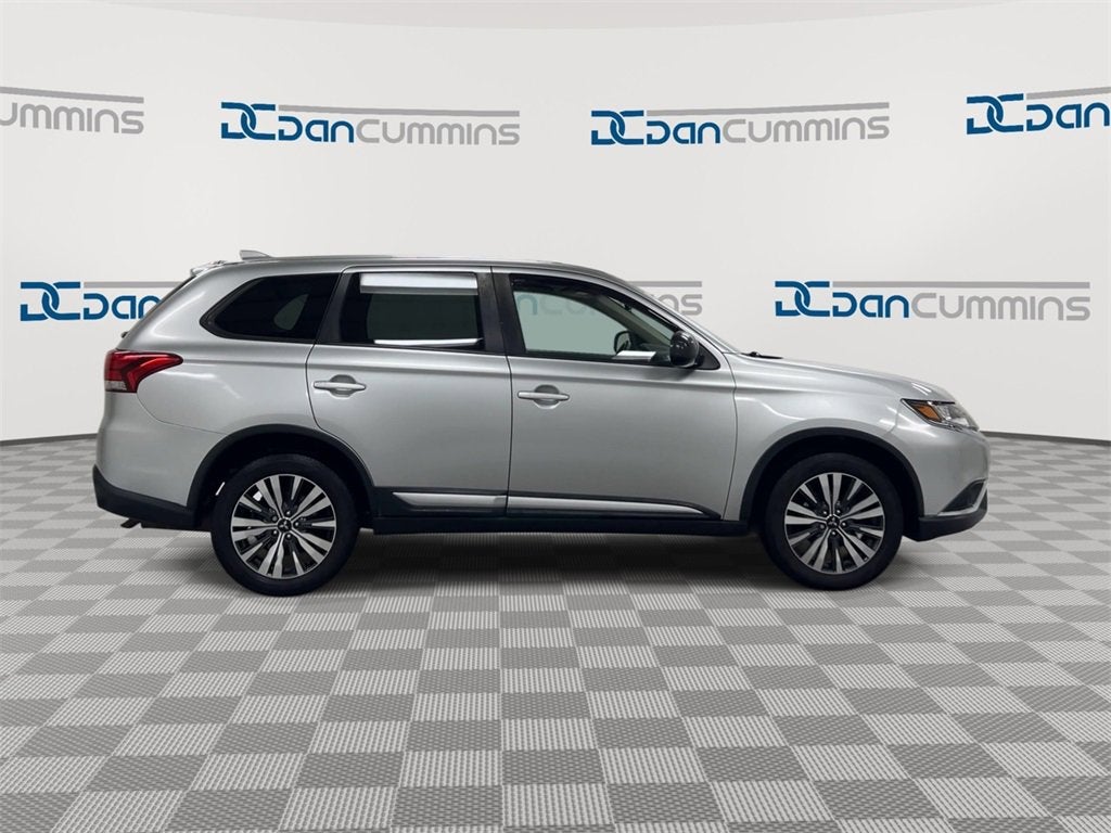 2019 Mitsubishi Outlander ES
