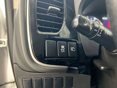 2016 Mitsubishi Outlander SE