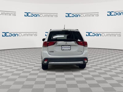 2016 Mitsubishi Outlander SE