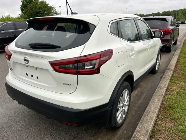 2022 Nissan Rogue Sport S