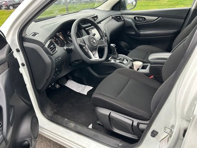 2022 Nissan Rogue Sport S