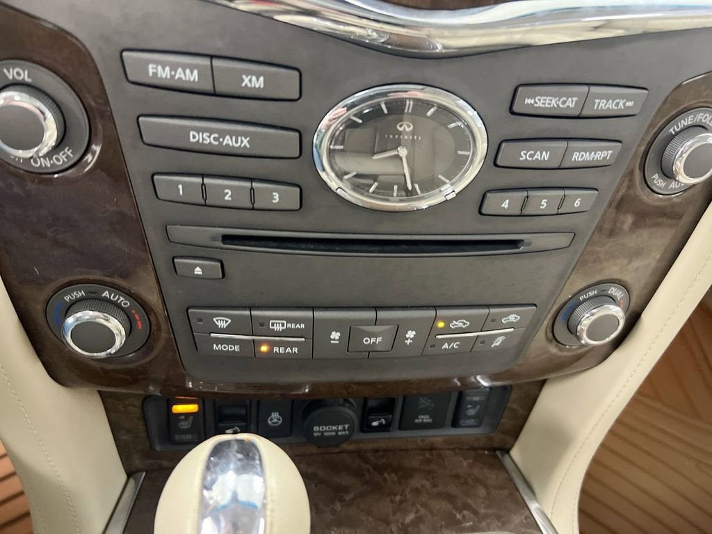 2016 INFINITI QX80 Base