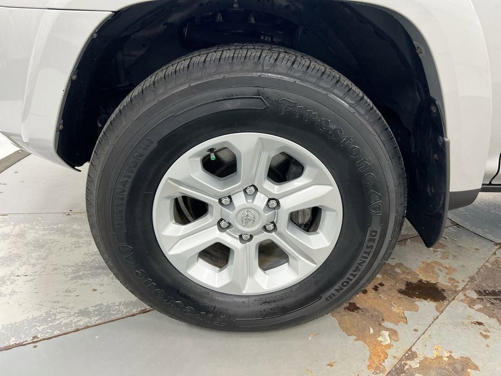 2022 Toyota 4Runner SR5