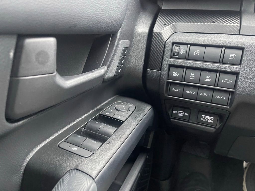 2025 Toyota 4Runner Hybrid TRD Off Road