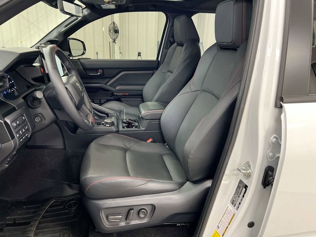 2025 Toyota 4Runner Hybrid TRD Off Road