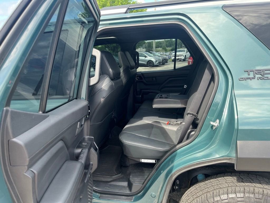 2025 Toyota 4Runner Hybrid TRD Off Road