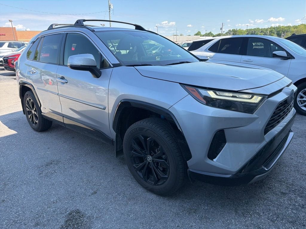 2024 Toyota RAV4 Hybrid SE