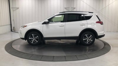 2017 Toyota RAV4 XLE